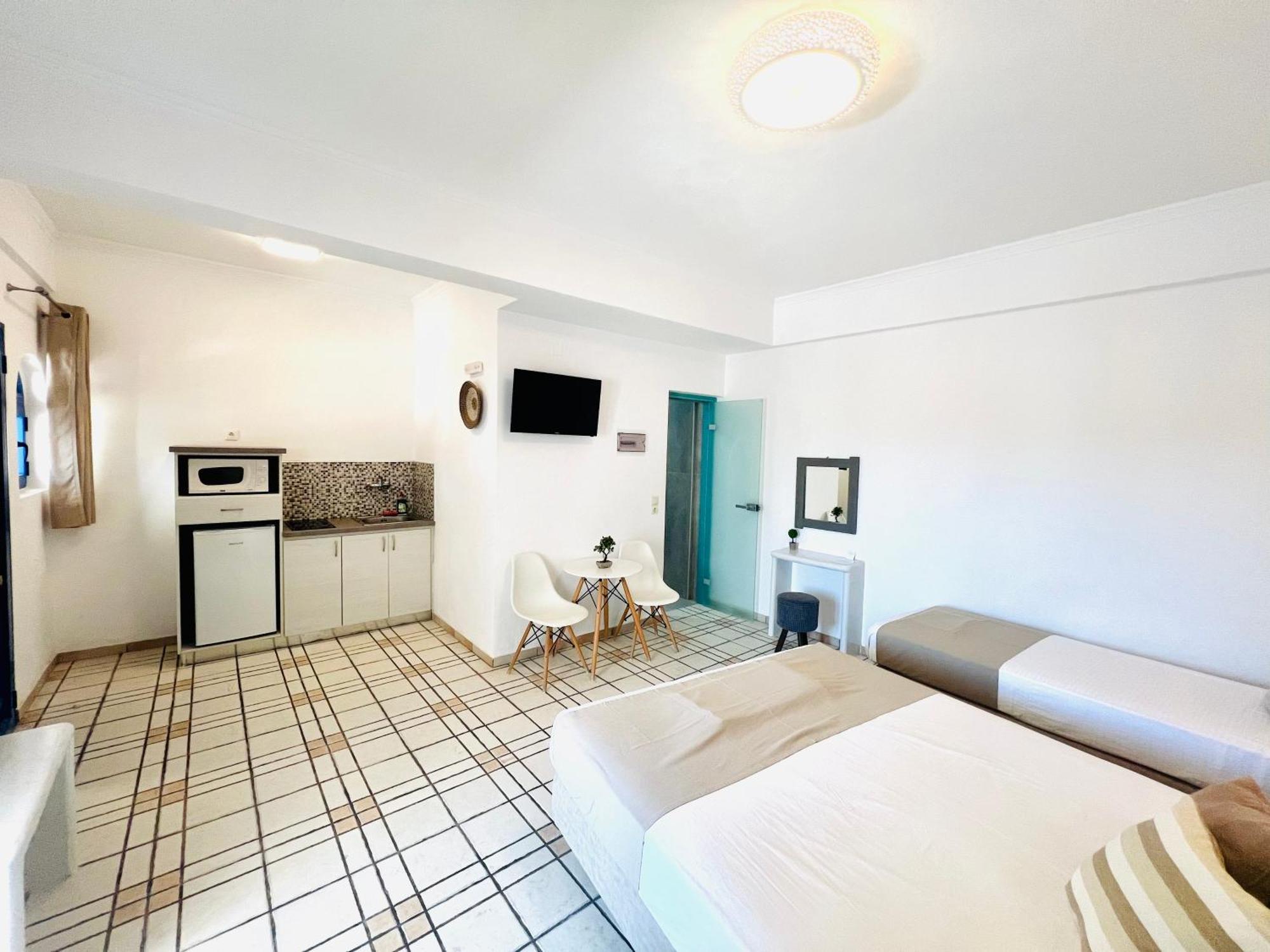 Arapiou Apartments Perivolos  Quarto foto